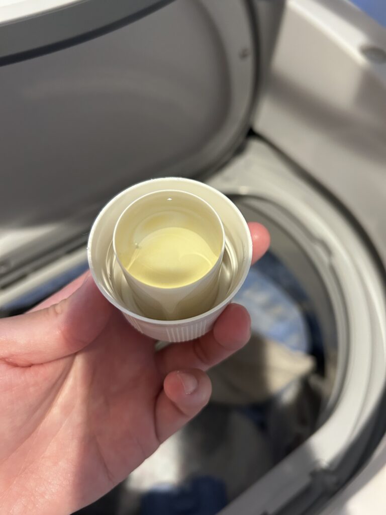 ecostore エコストア ランドリーリキッド 液体のとろみ 色は透明